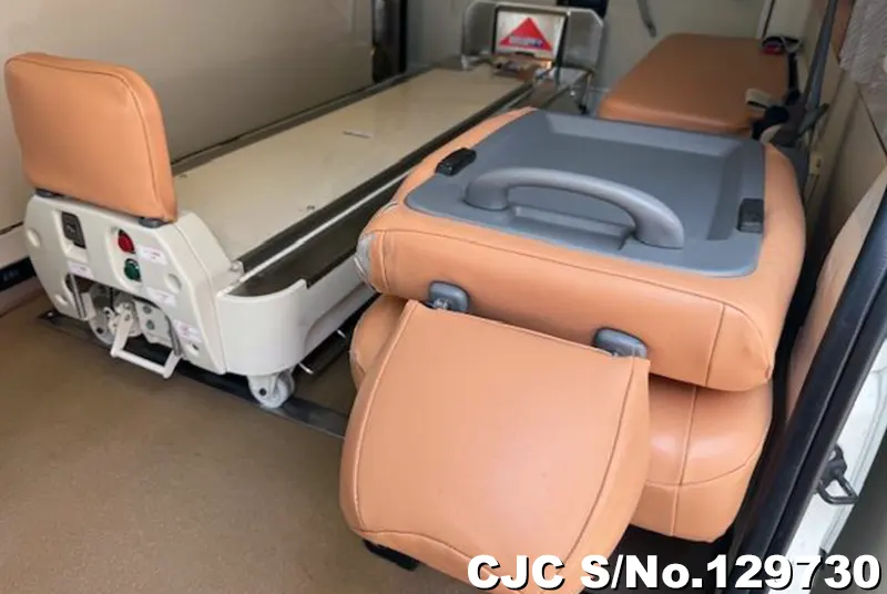 2015 Toyota / Hiace Stock No. 129730