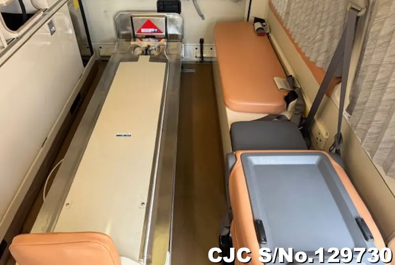 2015 Toyota / Hiace Stock No. 129730