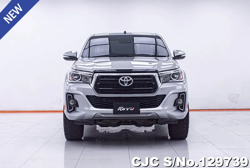 2017 Toyota / Hilux / Revo Stock No. 129739