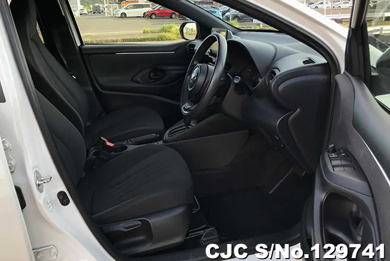 2020 Toyota / Yaris Stock No. 129741