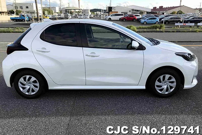 2020 Toyota / Yaris Stock No. 129741