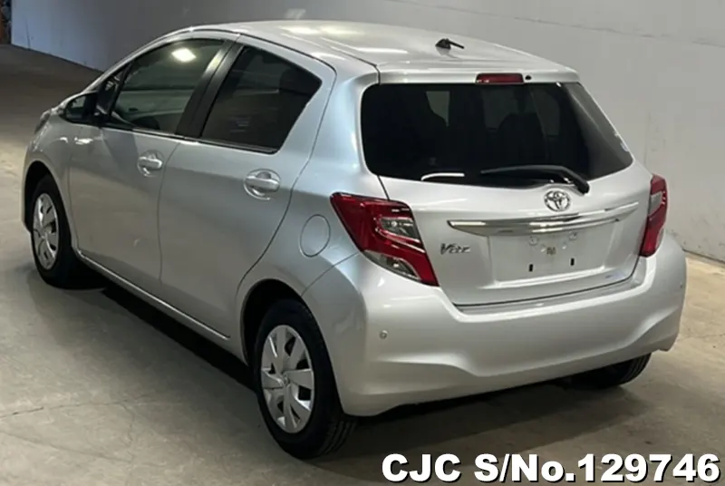 2016 Toyota / Vitz Stock No. 129746