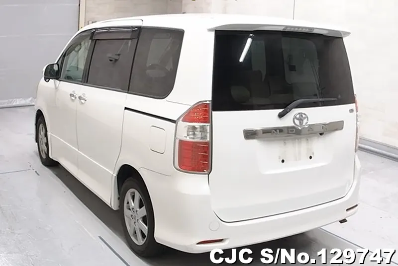 2008 Toyota / Noah Stock No. 129747