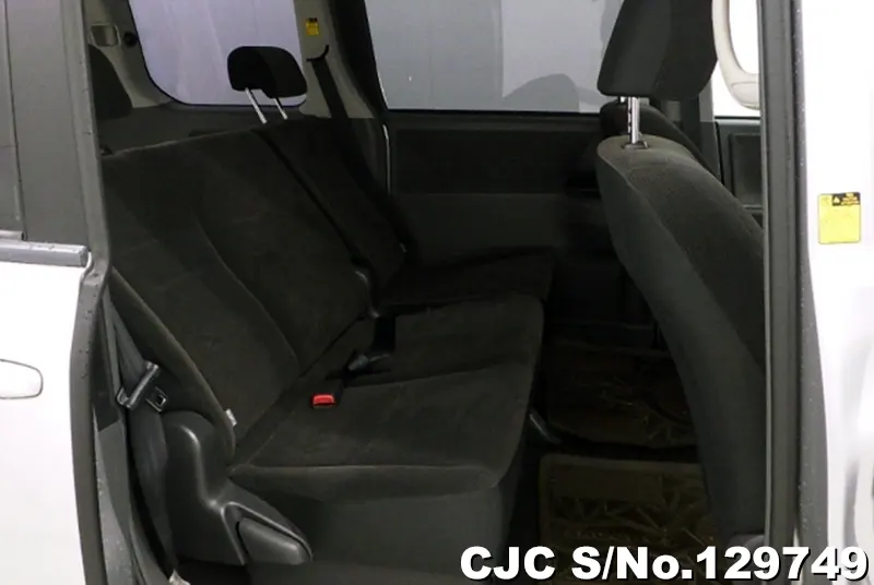 2008 Toyota / Noah Stock No. 129749