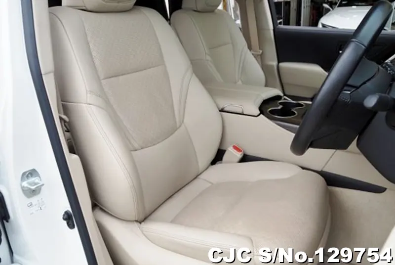 2023 Toyota / Land Cruiser Stock No. 129754