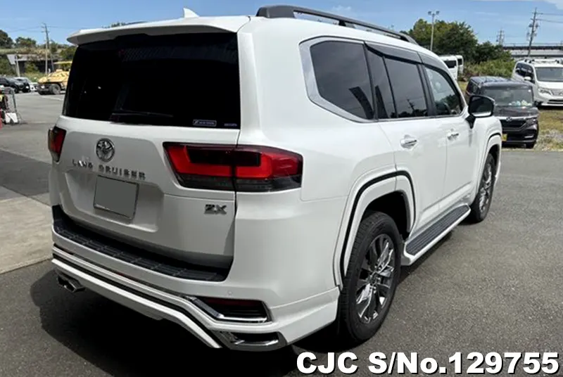 2023 Toyota / Land Cruiser Stock No. 129755