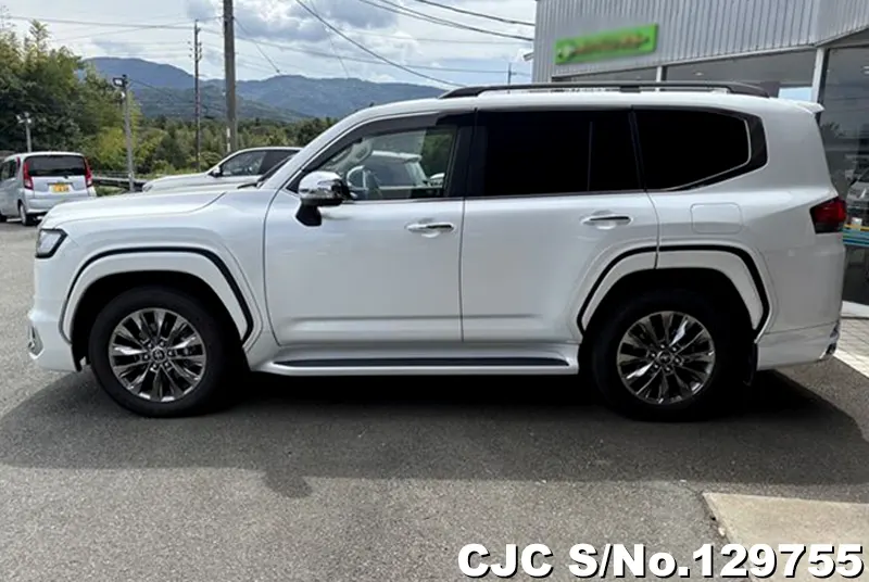 2023 Toyota / Land Cruiser Stock No. 129755