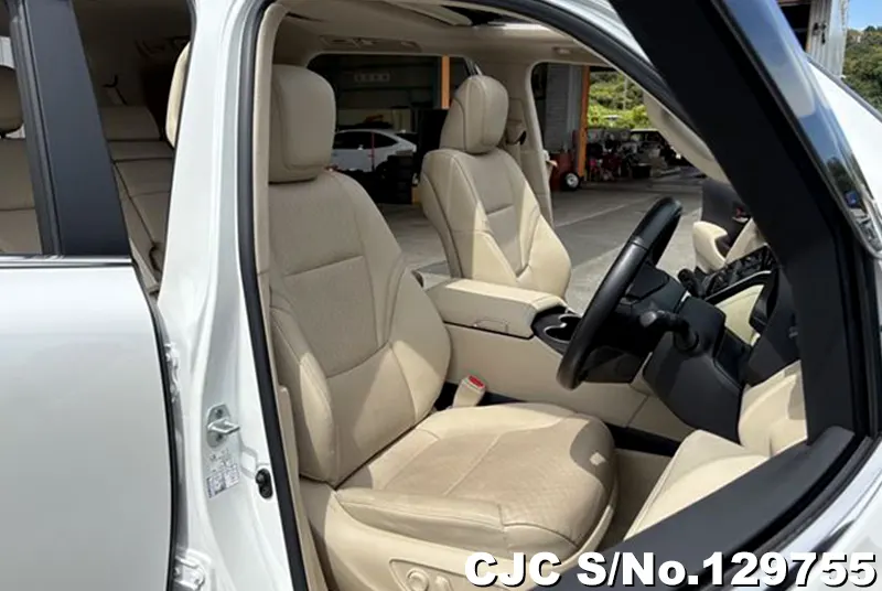 2023 Toyota / Land Cruiser Stock No. 129755