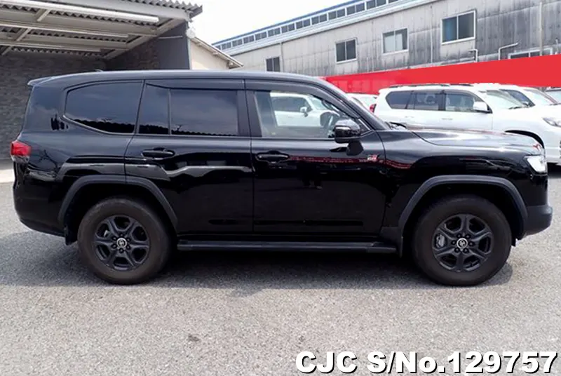 2021 Toyota / Land Cruiser Stock No. 129757