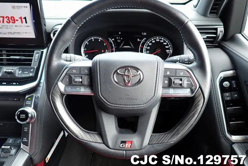 2021 Toyota / Land Cruiser Stock No. 129757