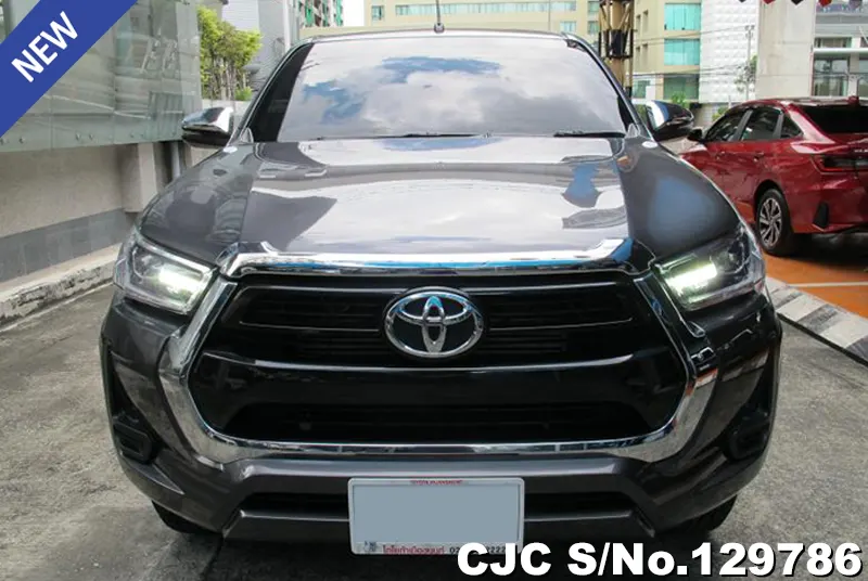 2022 Toyota / Hilux / Revo Stock No. 129786