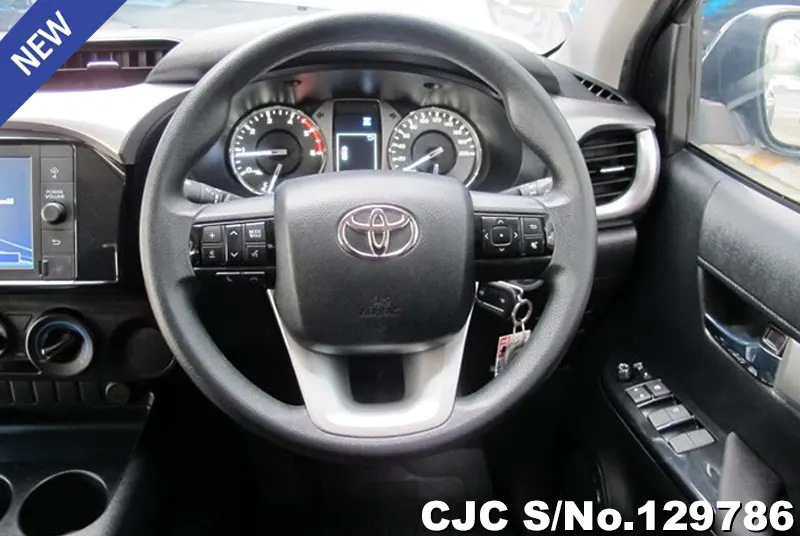 2022 Toyota / Hilux / Revo Stock No. 129786