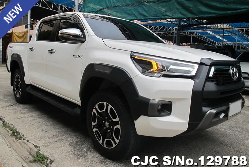 2024 Toyota / Hilux / Revo Stock No. 129788
