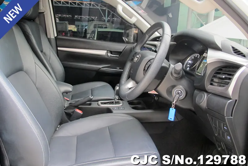 2024 Toyota / Hilux / Revo Stock No. 129788