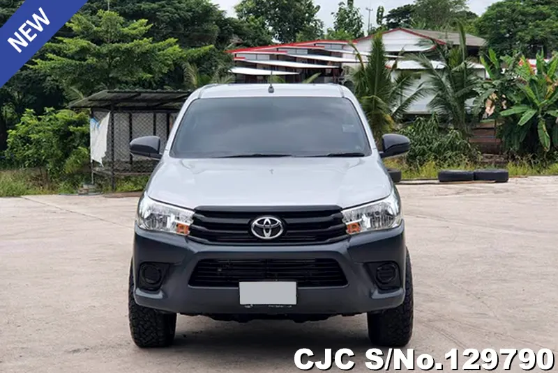2019 Toyota / Hilux / Revo Stock No. 129790