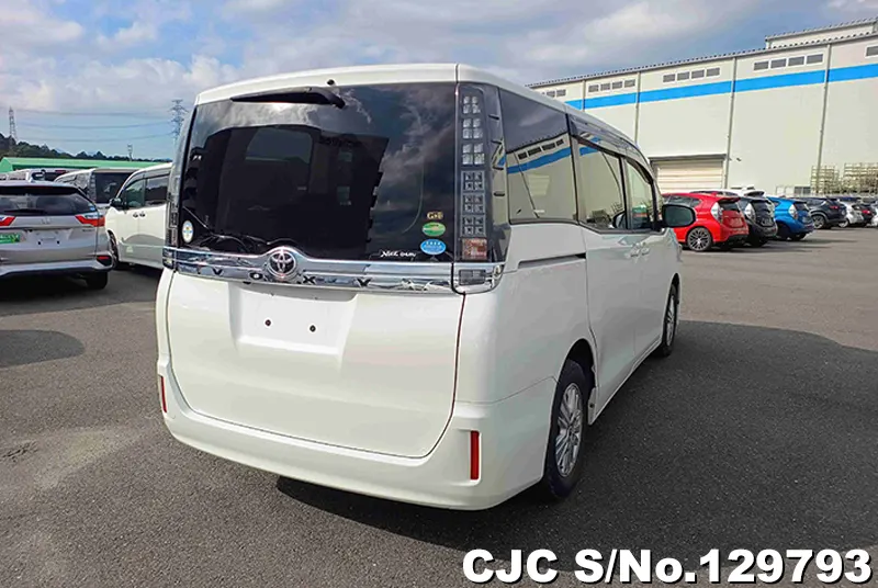 2017 Toyota / Voxy Stock No. 129793