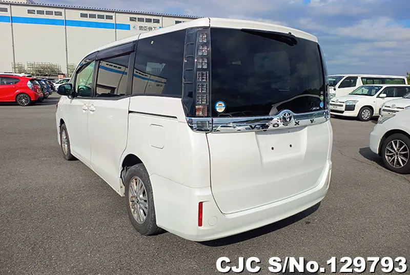 2017 Toyota / Voxy Stock No. 129793