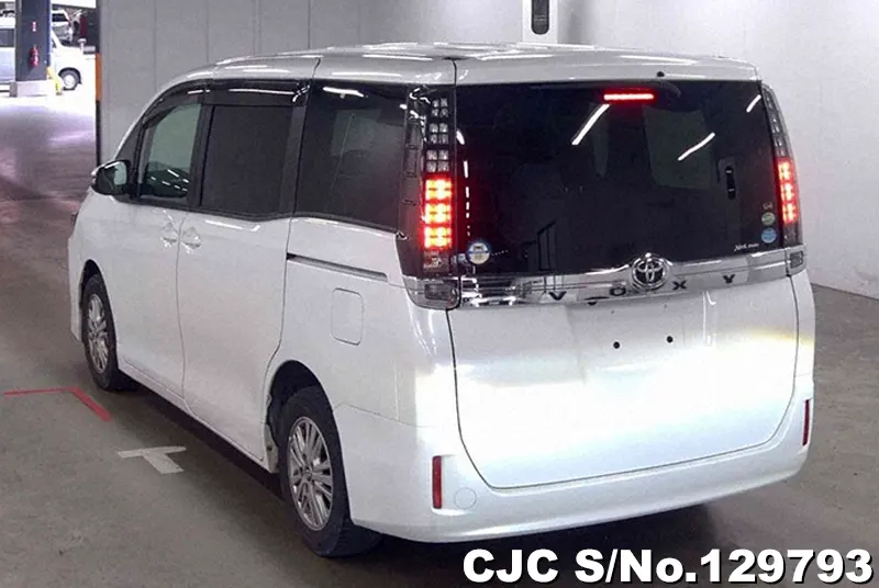 2017 Toyota / Voxy Stock No. 129793