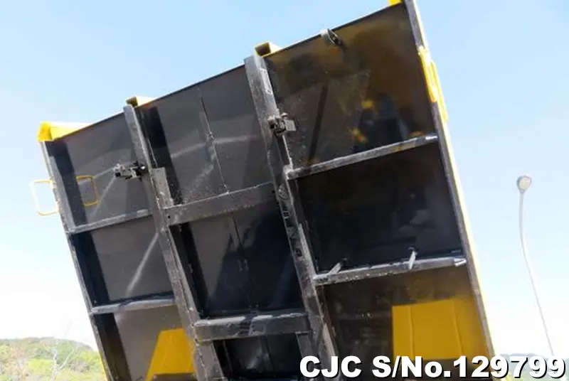 2016 Isuzu / Elf Stock No. 129799