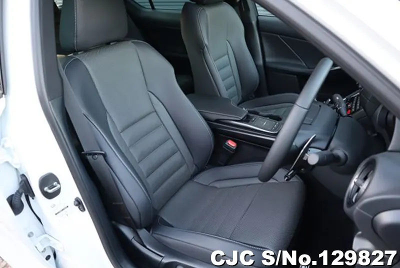 2025 Lexus / LS 300H  Stock No. 129827