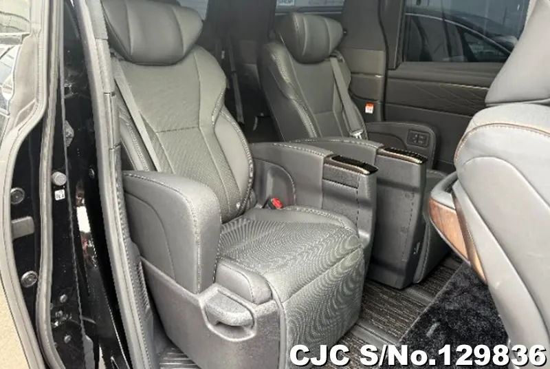 2024 Toyota / Alphard Stock No. 129836