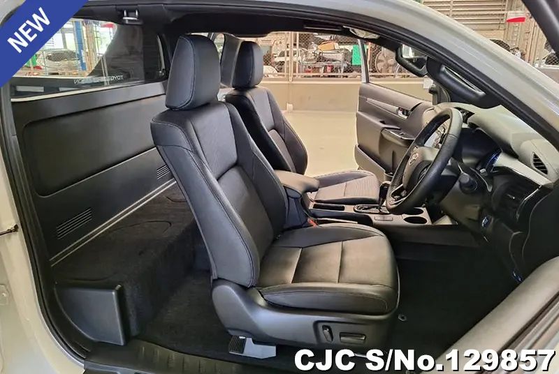 2023 Toyota / Hilux / Revo Rocco Stock No. 129857