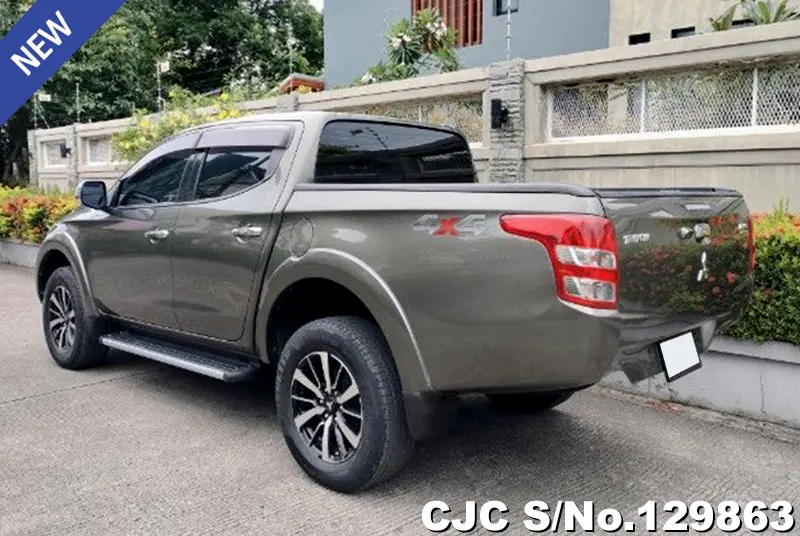 Mitsubishi Triton in Gray for Sale Image 2