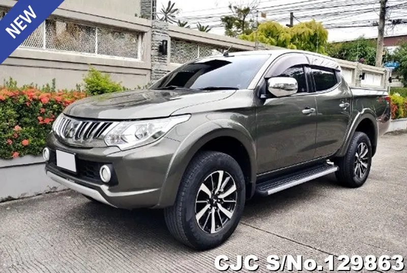 Mitsubishi Triton in Gray for Sale Image 3
