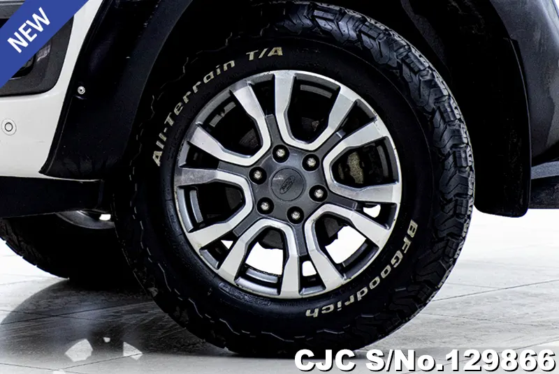 Ford Ranger in White for Sale Image 15