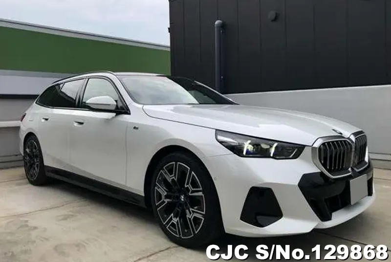 2025 BMW / 5 Series 22GW20