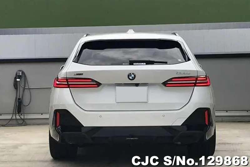 2025 BMW / 5 Series Stock No. 129868