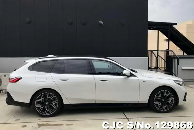 2025 BMW / 5 Series Stock No. 129868