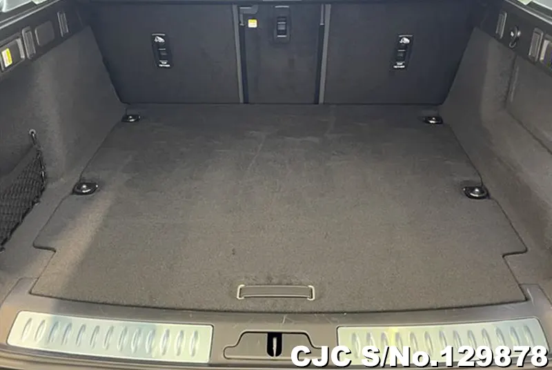 2025 Land Rover / Range Rover / Velar Stock No. 129878