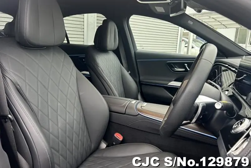 2025 Mercedes Benz / E Class Stock No. 129879