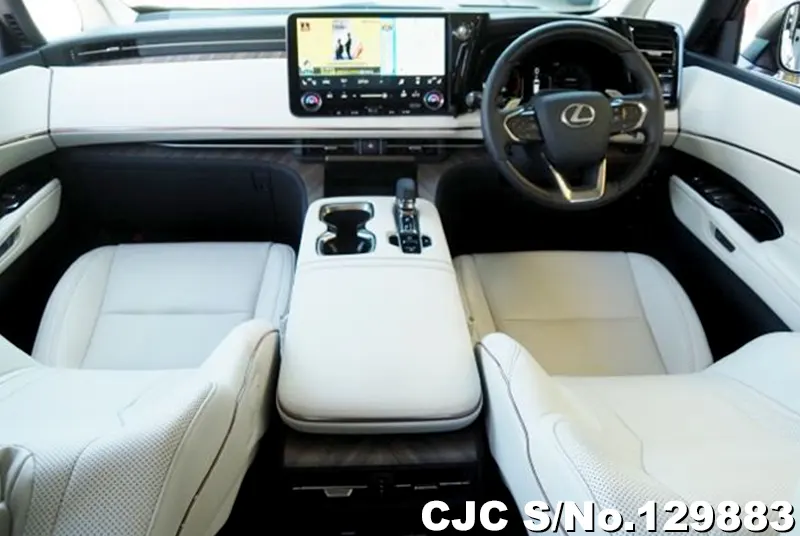 2025 Lexus / LM500h Stock No. 129883