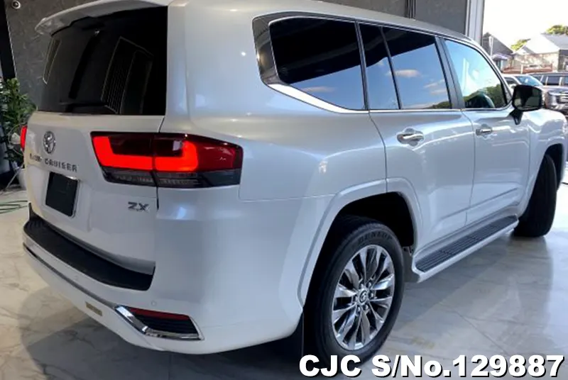 2022 Toyota / Land Cruiser Stock No. 129887