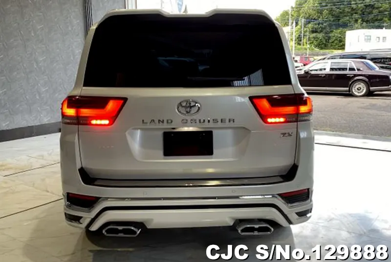 2022 Toyota / Land Cruiser Stock No. 129888