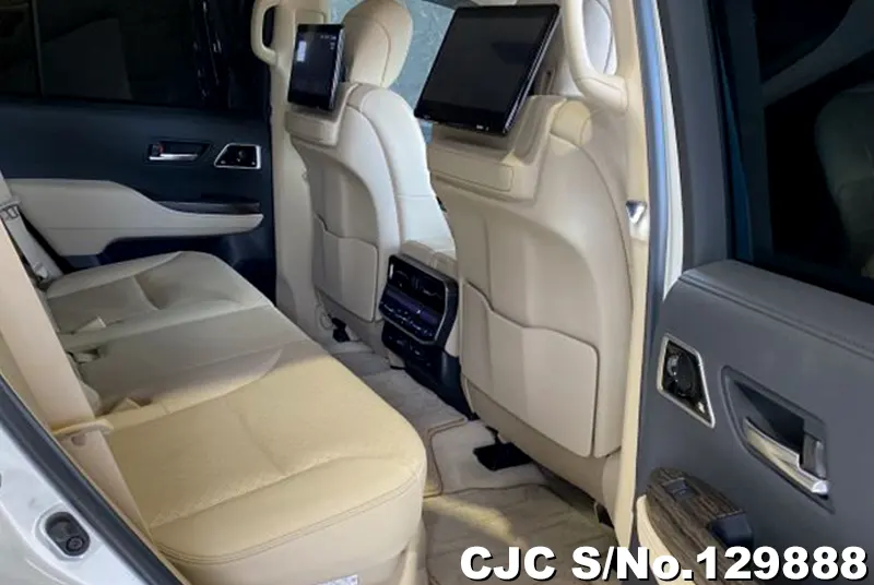 2022 Toyota / Land Cruiser Stock No. 129888