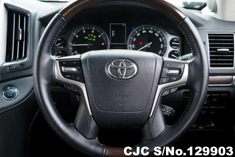 2020 Toyota / Land Cruiser Stock No. 129903