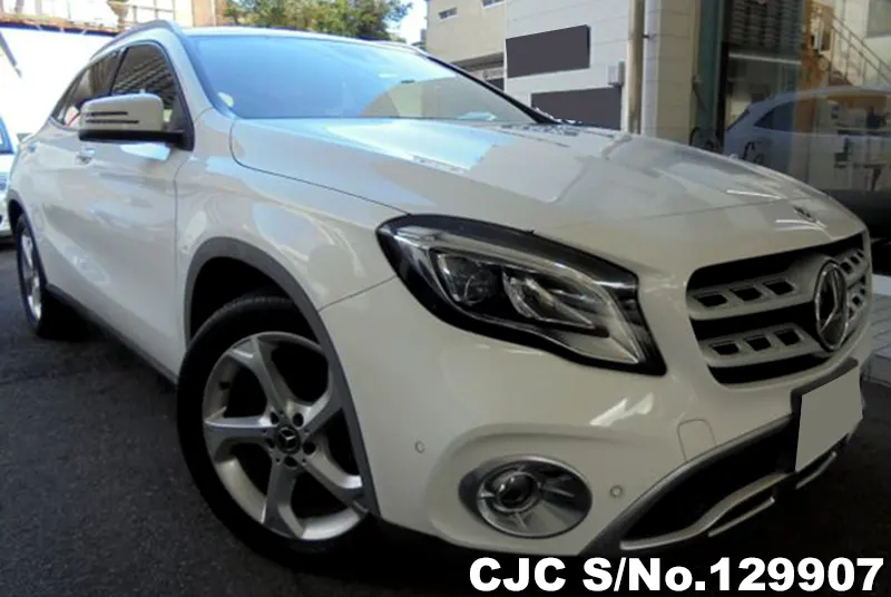 Mercedes Benz / GLA Class 2018