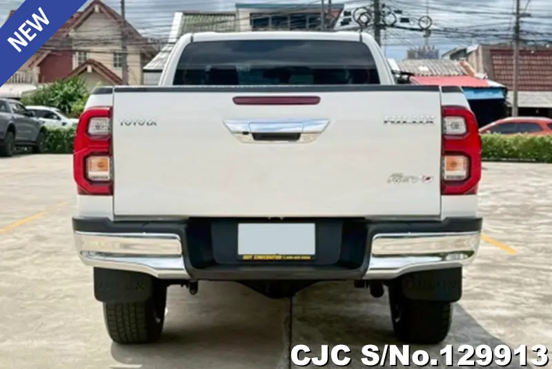 Toyota Hilux in White for Sale Image 4