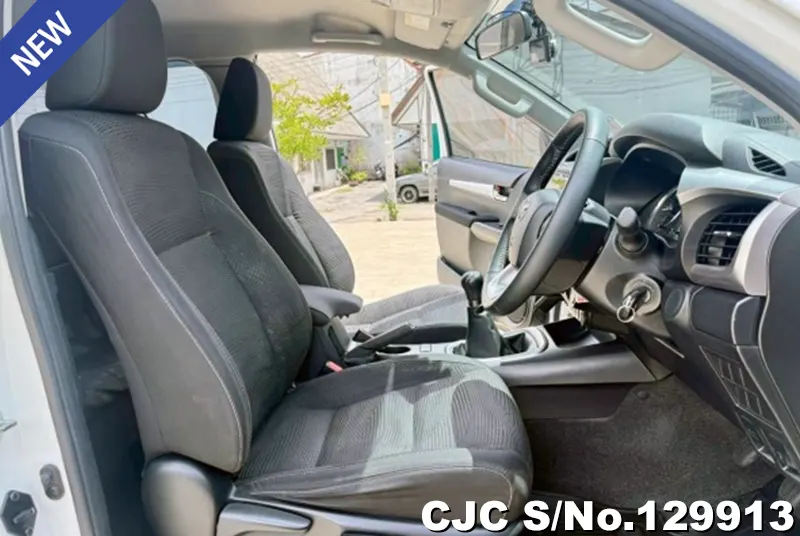 2021 Toyota / Hilux / Revo Stock No. 129913