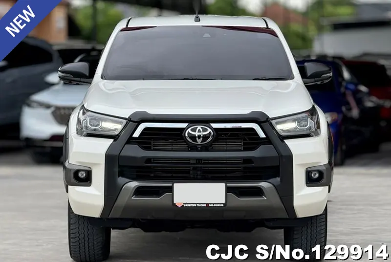 Toyota Hilux in White for Sale Image 4
