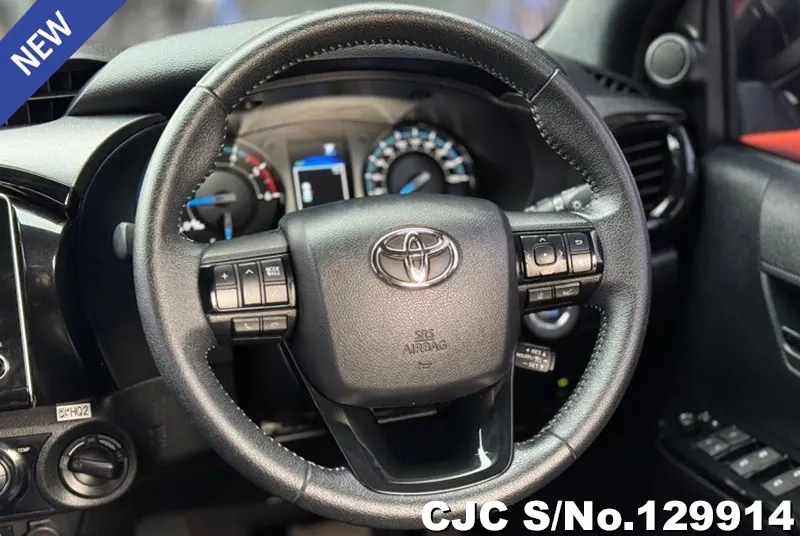 Toyota Hilux in White for Sale Image 11