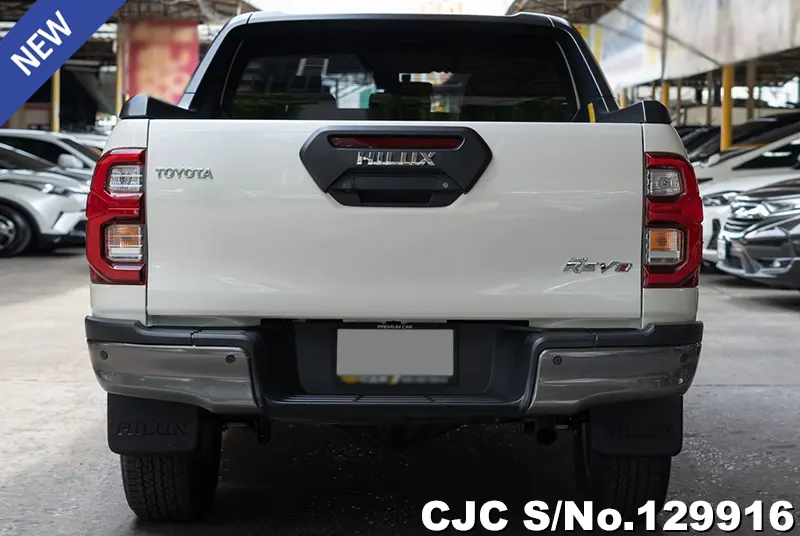 2021 Toyota / Hilux / Revo Rocco Stock No. 129916