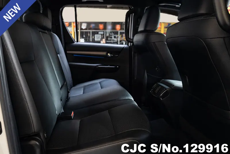 2021 Toyota / Hilux / Revo Rocco Stock No. 129916