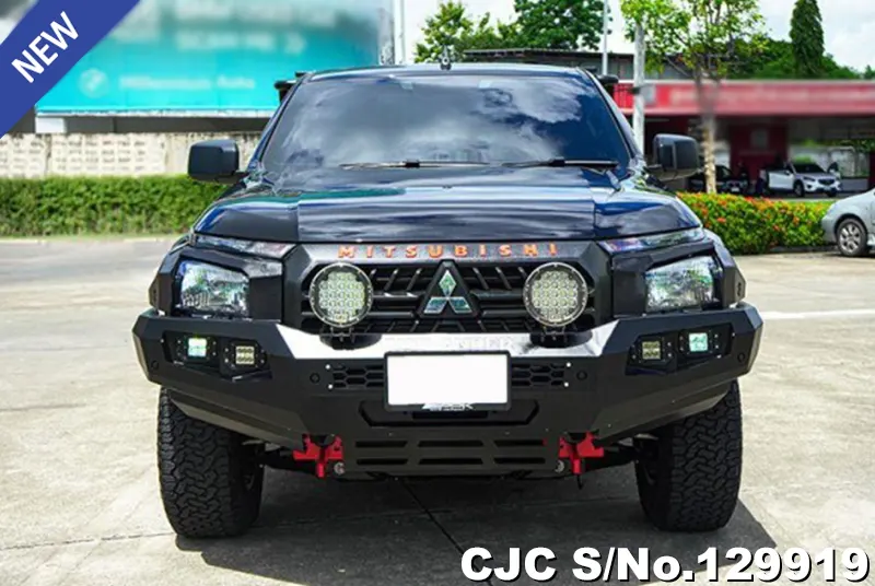 Mitsubishi Triton in Black for Sale Image 4