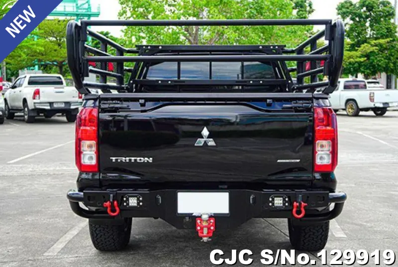 Mitsubishi Triton in Black for Sale Image 5