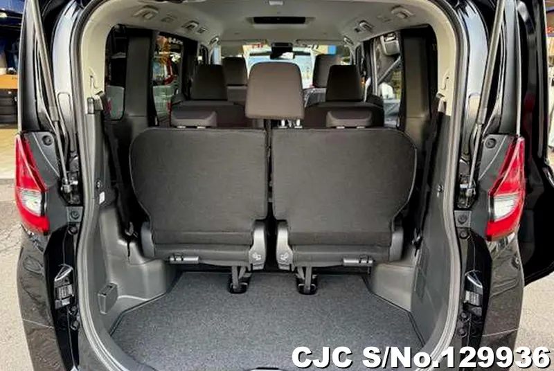 2025 Toyota / Noah Stock No. 129936