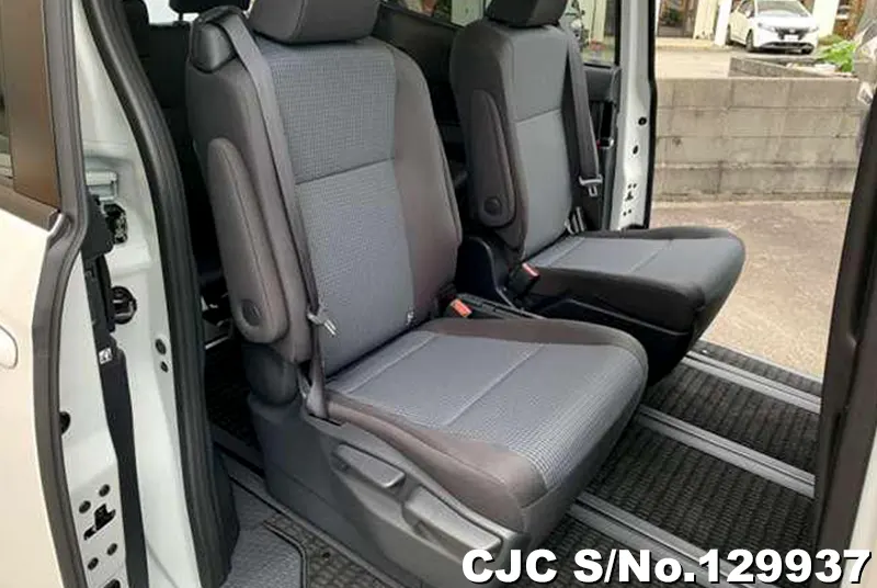 2025 Toyota / Noah Stock No. 129937